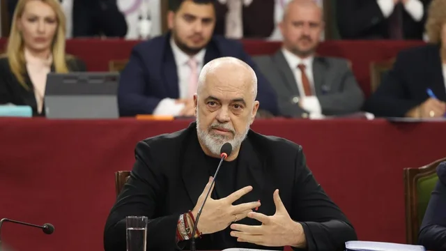 Rama mbledh Grupin Parlamentar të PS-së: Prioritet integrimi në