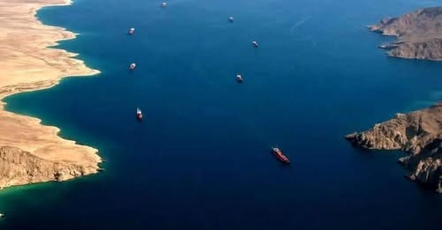 Izraeli sulmoi Libanin, Irani mbyll s&euml;rish Ngushtic&euml;n e Hormuzit