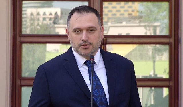 Konflikti SHBA-Iran/ A do të lejojë Shqipëria që Amerika