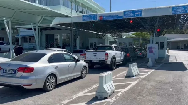 Pashkët Ortodokse, fluksi lartë hyrje-daljesh në Kakavijë,