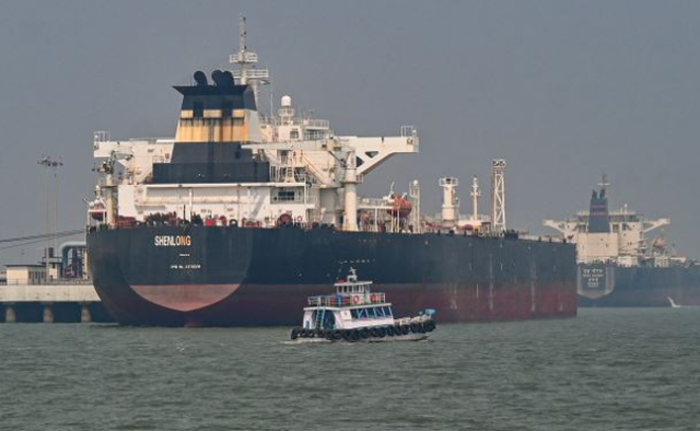 Marina amerikane fillon heqjen e minave nga Ngushtica e Hormuzit 11 Prill