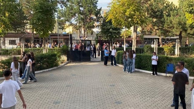 Shkollat publike t&euml; hapura edhe gjat&euml; pasdites, programi &lsquo;Pas