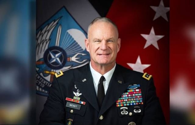 Gjeneral me p&euml;rvoj&euml; n&euml; NATO dhe operacionet speciale, Trump