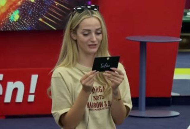 &ldquo;Do t&euml; d&euml;gjosh&hellip;&rdquo;/ Selin thyen kutin&euml; e