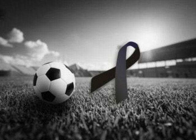 Bota e futbollit n&euml; zi, ndahet nga jeta ish-portieri i njohur (Emri)