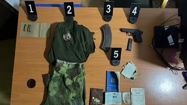 Gjendet sasi e madhe armatimi n&euml; veri t&euml; Kosov&euml;s, Zve&ccedil;la: