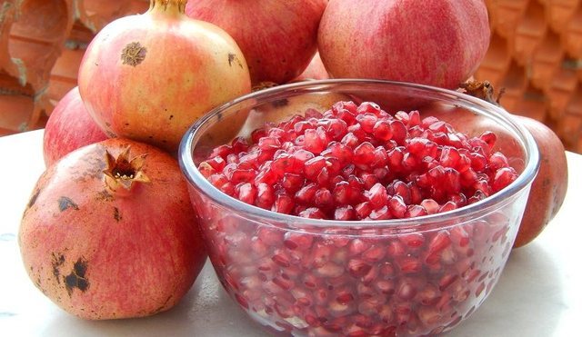 &Ccedil;far&euml; p&euml;rmban shega q&euml; 'e mban n&euml;