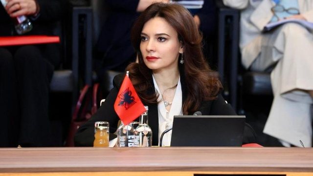 Spiropali: Ky nuk &euml;sht&euml; modeli i Partis&euml; Socialiste, po m&euml;