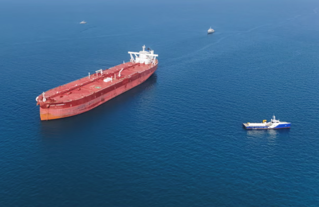 Irani mbyll p&euml;rs&euml;ri Ngushtic&euml;n e Hormuzit p&euml;r shkak t&euml;