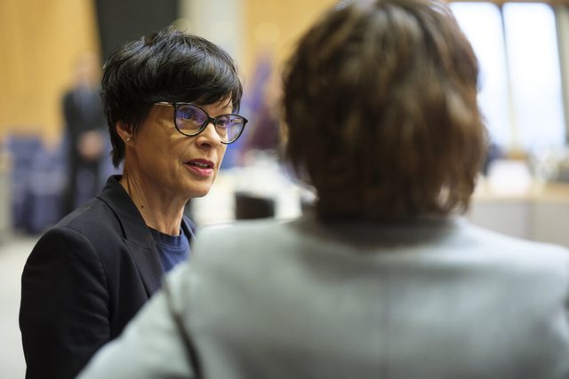 &ldquo;Pse nuk e mb&euml;shtes letr&euml;n e Vu&ccedil;i&ccedil; dhe