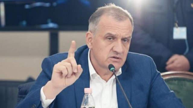 Ish-ministri Beqaj: Akuza ndaj meje u ndryshua me &lsquo;sugjerim&rsquo; t&euml;