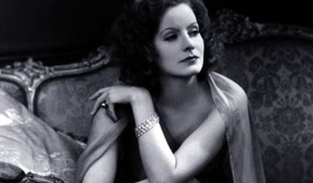 Sekreti i grave q&euml; nuk &lsquo;lexohen&rsquo; leht&euml;/ Zakonet e vogla