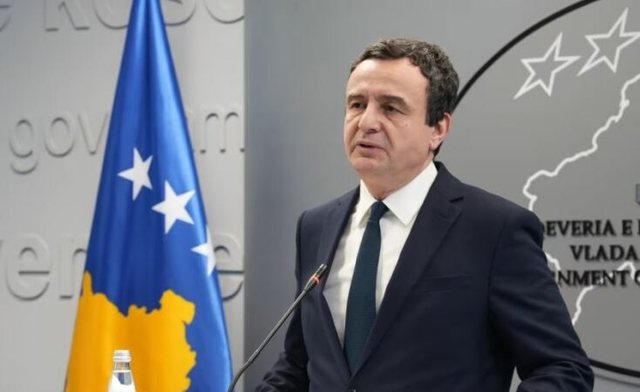 Kriza politike n&euml; Kosov&euml;/ Kurti dhe Abdixhiku d&euml;shtojn&euml;