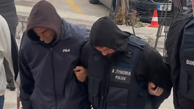 Telefonat celular&euml; &ldquo;fol&euml;n&rdquo; p&euml;r vdekjen e Myrtos,