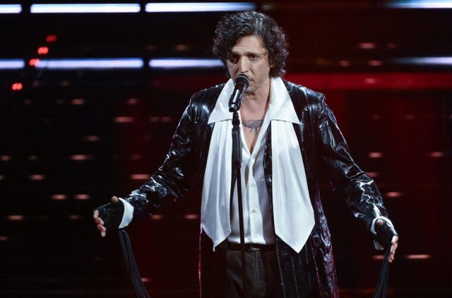 Ermal Meta mbush sot 45 vje&ccedil;: 7 sekretet e suksesit nga udh&euml;timi