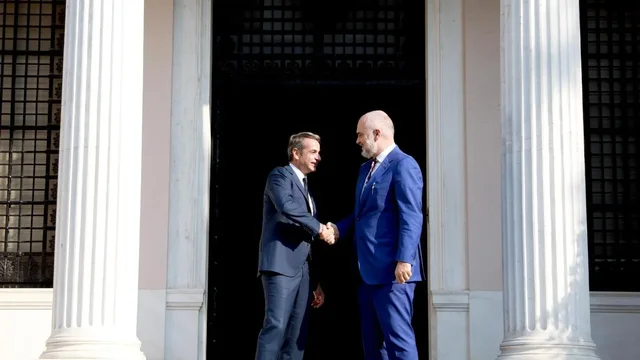 Rama n&euml; Forumin Ekonomik t&euml; Dephit n&euml; Greqi/ Takim me Mitsotakis,