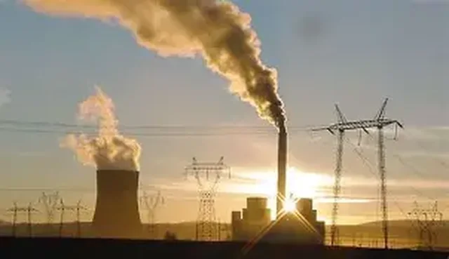 Evropa n&euml; alarm p&euml;r furnizimet me karburant, BE masa emergjente