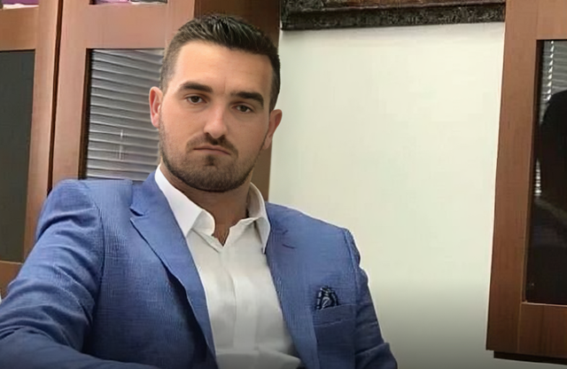 Em&euml;rohet drejtori i ri i Burgut t&euml; Durr&euml;sit