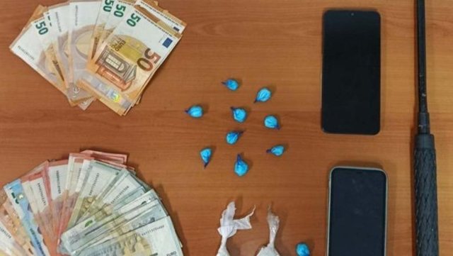 Kthyen lokalin n&euml; 'fole' droge, arrestohen dy shqiptar&euml;t,