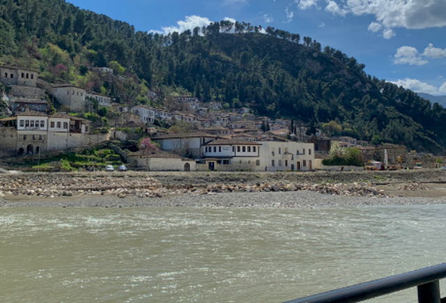 Pas disa dit&euml;sh k&euml;rkime, 73-vje&ccedil;arja e zhdukur gjendet e pa