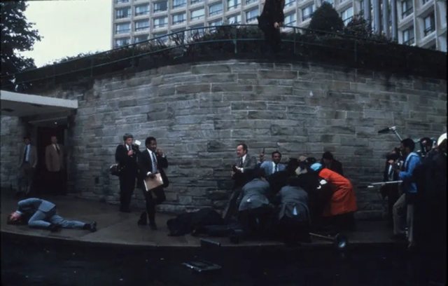 T&euml; sht&euml;nat n&euml; dark&euml;n e Trump, sulmi ndodhi aty ku u plagos