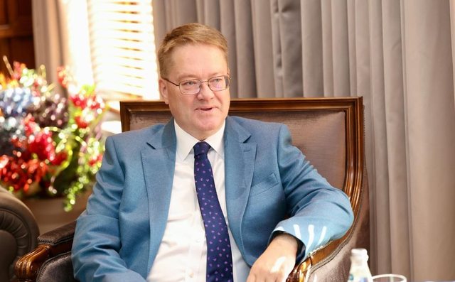 Ambasadori britanik: Grupi m&euml; i madh i t&euml; d&euml;nuar&euml;ve n&euml;