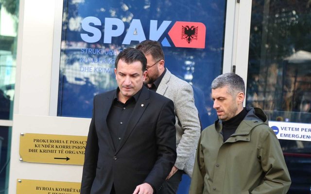 Nis gjyqi i Veliajt, kryebashkiaku: T&euml; transmetohet live seanca! Refuzon