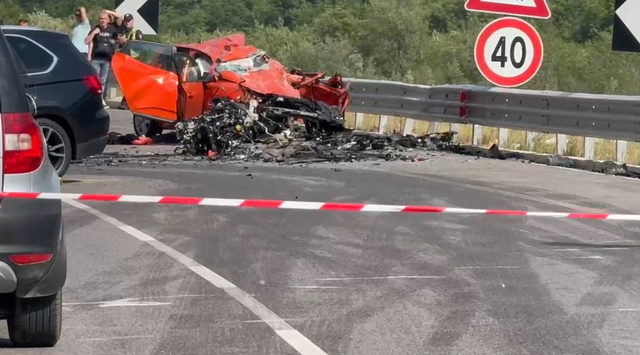Detaje nga aksidenti i r&euml;nd&euml; n&euml; Elbasan-Librazhd/ Policia: