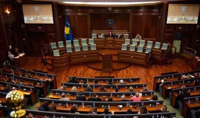 Kosova drejt zgjedhjeve t&euml; reja? Sot seanca vendimtare p&euml;r zgjedhjen e