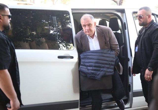 Pranohet k&euml;rkesa e Ilir Beqajt, ish-ministri i Sh&euml;ndet&euml;sis&euml;