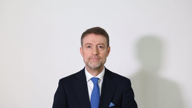 &ldquo;Ofendoi shqiptar&euml;t e RMV&rdquo; - Opozita k&euml;rkon raportim