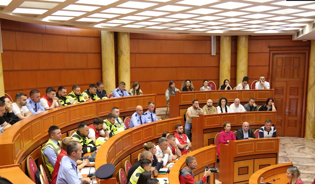 Ristani mbledh strukturat, njofton aksionin p&euml;r sigurin&euml; ndaj zjarrit: