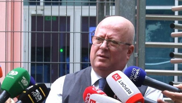 "&Euml;sht&euml; e sajuar", Gjokutaj p&euml;r &ccedil;&euml;shtjen