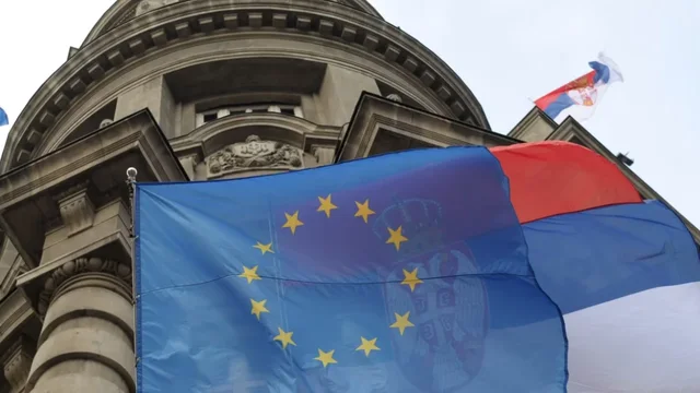 Deklarata e Marta Kos p&euml;r ndalimin e shp&euml;rndarjes s&euml; fondeve
