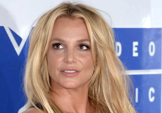 Britney Spears p&euml;rballet me vendimin e gjykat&euml;s, 12 muaj