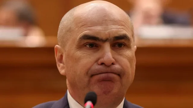 Rr&euml;zohet qeveria e Rumanis&euml; me vot&euml; mosbesimi, vendi futet