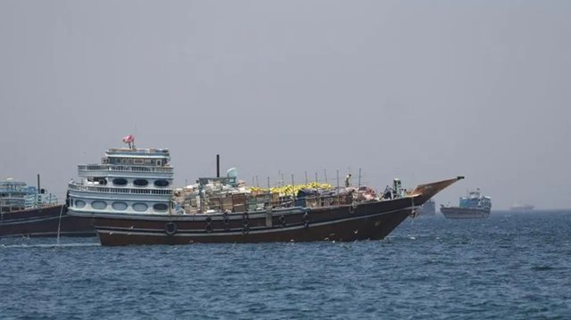 Irani nuk heq dor&euml; nga kontrolli i Hormuzit, vendos sistem t&euml; ri