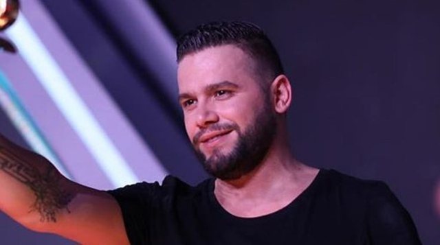 &ldquo;Di q&euml; ai&hellip;&rdquo;/Miku i Flori Mumajesit, zbulon arsyen e