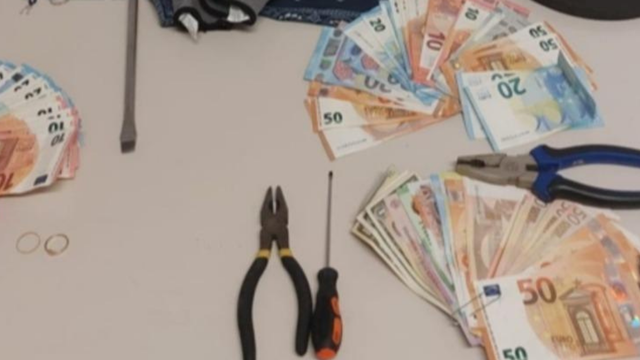 Grabisnin hotelet luksoze n&euml; Itali, ndjekja n&euml; autostrad&euml; fundos