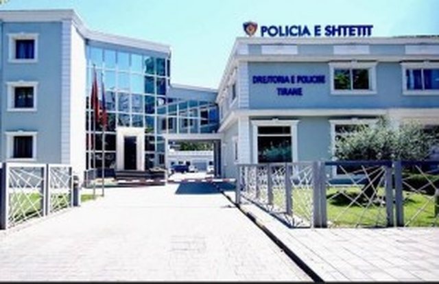 Helmimi nga ushqimi n&euml; Akademin&euml; e Siguris&euml;, reagon Policia: 56
