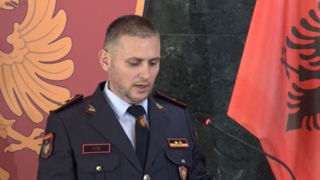 Helmimi i student&euml;ve,reagon kreu i Policis&euml; s&euml; Shtetit: