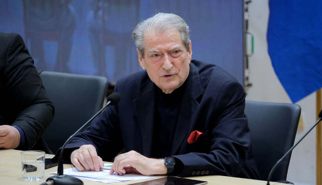Berisha: 490 mij&euml; pensionist&euml; marrin pension t&euml; pjessh&euml;m,