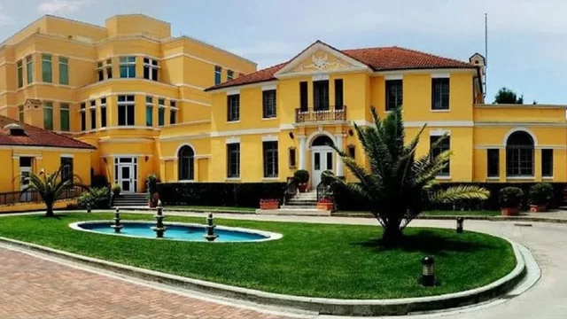 Sot protesta e PD, Ambasada e SHBA paralajm&euml;ron qytetar&euml;t