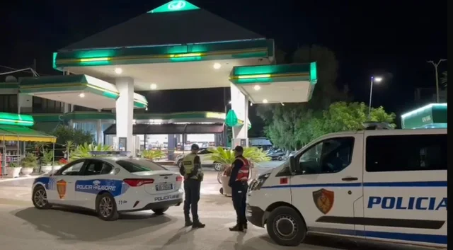 Autor&euml;t i shkuan n&euml; lokal, Rexhep Ismaili i q&euml;lloi me kallash,