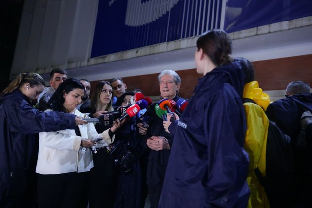 Pas mbylljes s&euml; protest&euml;s, Berisha: Askush nuk mund ta ndal&euml;