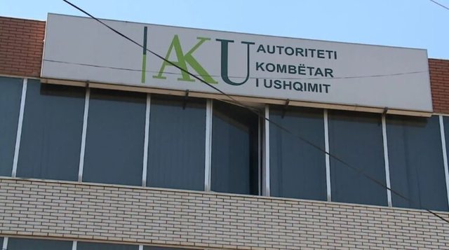 Helmimi i 56 student&euml;ve te Akademia e Siguris&euml;/ AKU reagon