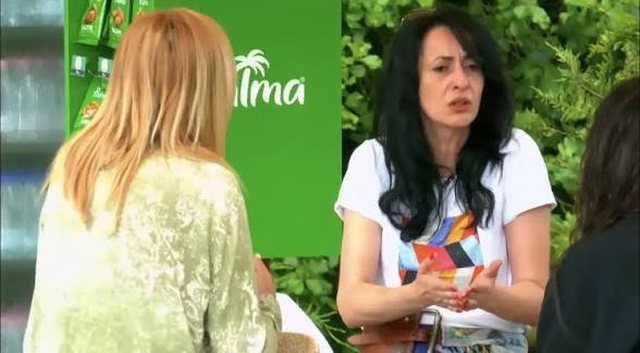 &rdquo;Ti me mua s&rsquo;ke histori, mund t&euml; kesh me ish-burrin tim&rdquo;,