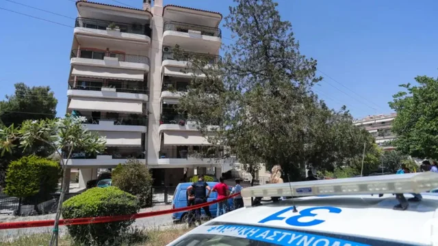 Vet&euml;hidhen nga lart&euml;sia 2 adoleshente n&euml; Athin&euml;, dyshohet se