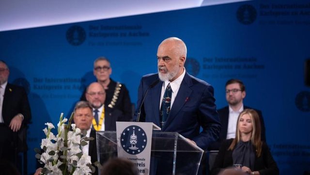 &Ccedil;far&euml; ka ndodhur? Kryeministri Rama niset me urgjenc&euml; drejt