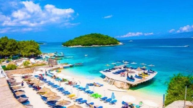 VKM/ Qeveria miraton shtesat n&euml; rregulloren p&euml;r stacionet e plazhit,
